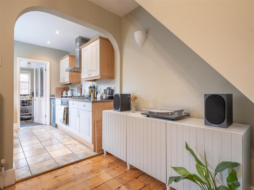 45 Malmesbury Road-30.jpg