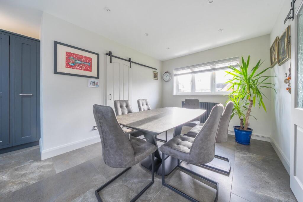 Living/Dining Kitchen