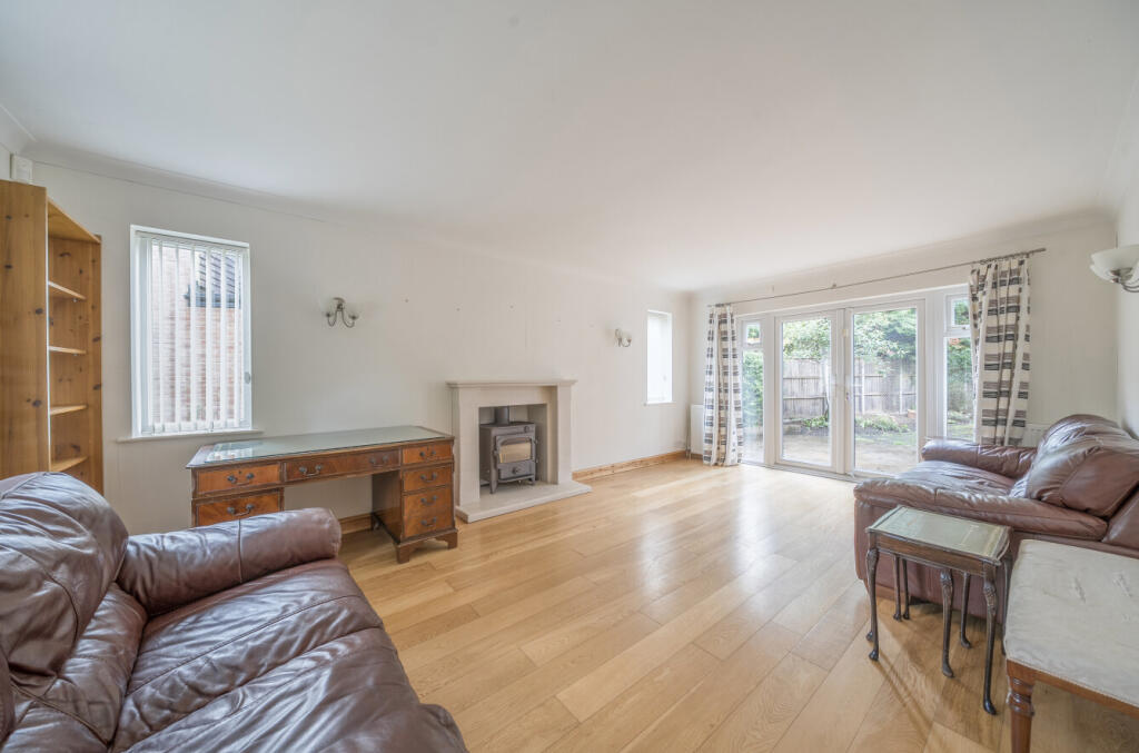 1347782-19-68b717...