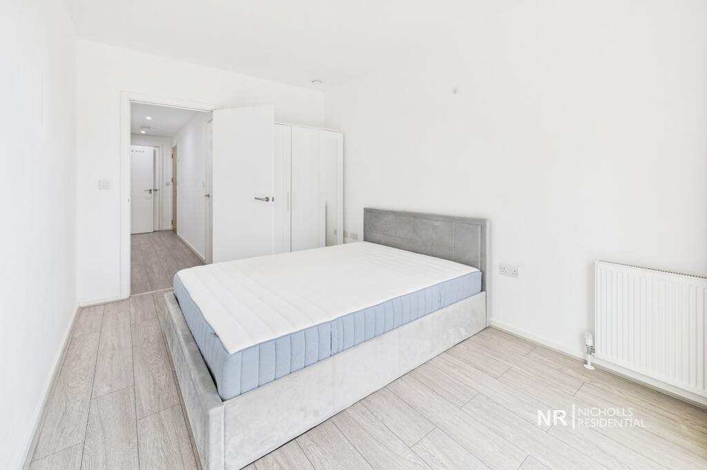 Bedroom Extra Photo 1