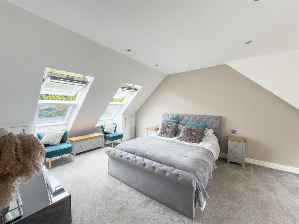 Prinicpal Bedroom Suite (2).jpg