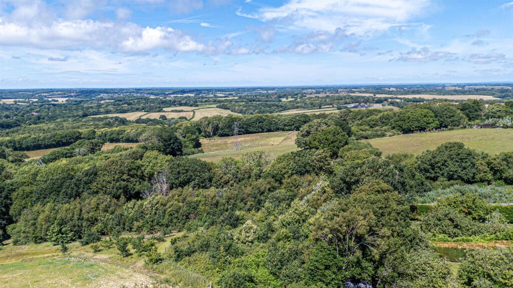 DJI_20250627135416_0248_D_Alto.jpg
