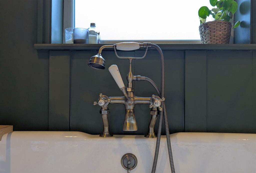 bathroom landscape 3.jpg