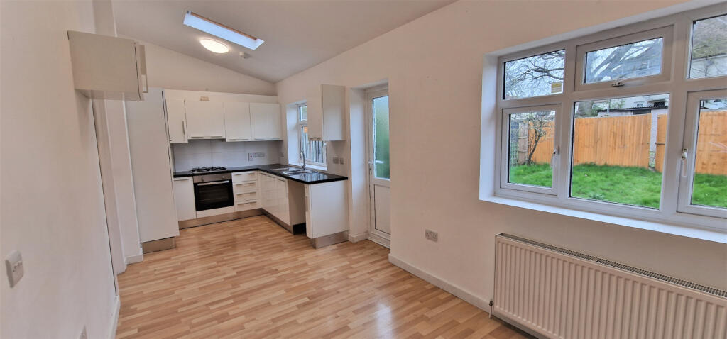 KITCHEN-DINER