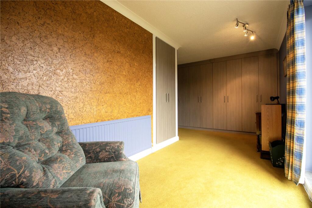 Double Bedroom 5