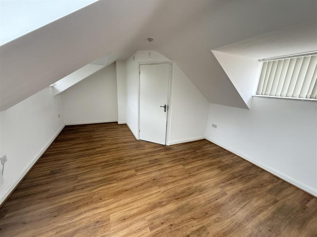 Photo 30-07-2025, 1 33 10 pm.jpg