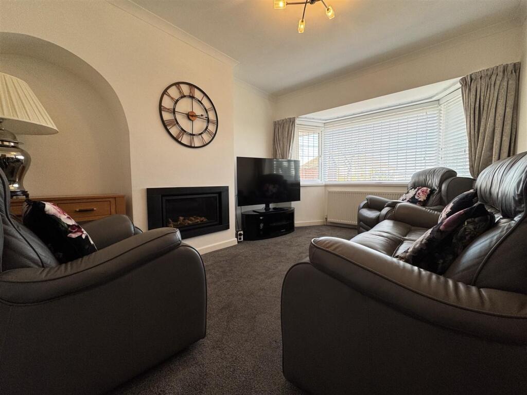 IMG_4736 (Large).JPG