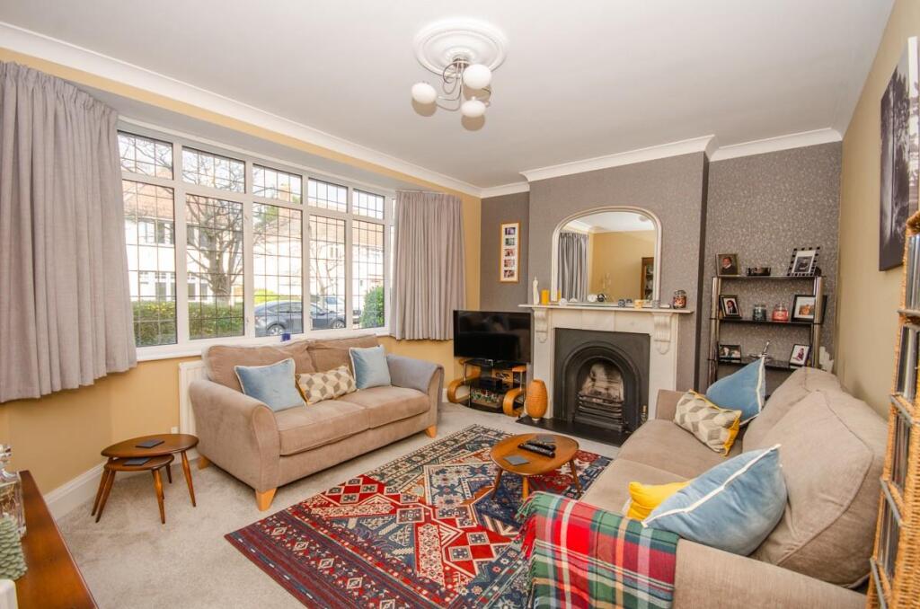 Sitting room.jpg