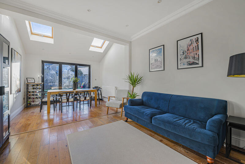 Living/Dining Area