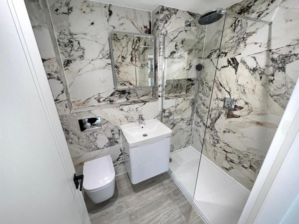 WhatsApp Image 2025-08-11 at 21.26.29_8ccc02fe.jpg