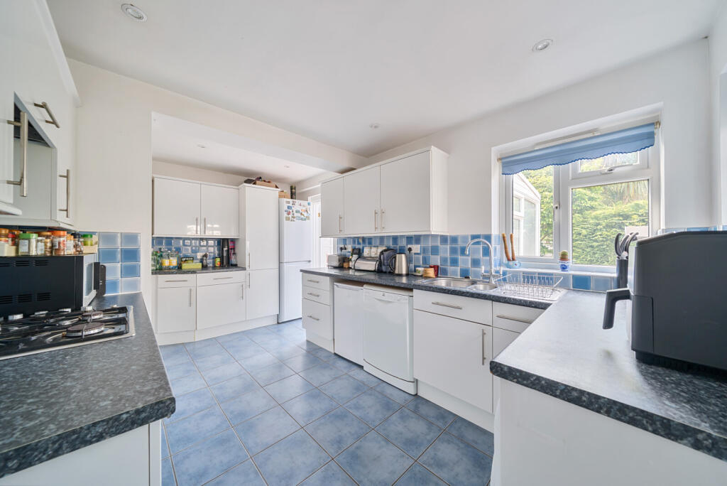 20-6821c614e0bcd-...