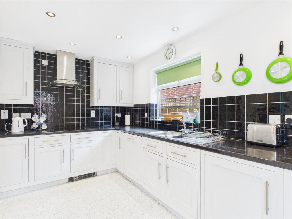 Breakfast Kitchen