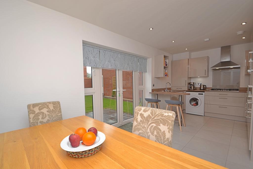 Kitchen /Dining Room