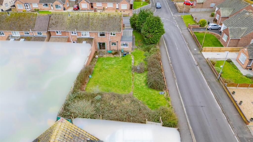 116 Alfoxton Road-2.jpg