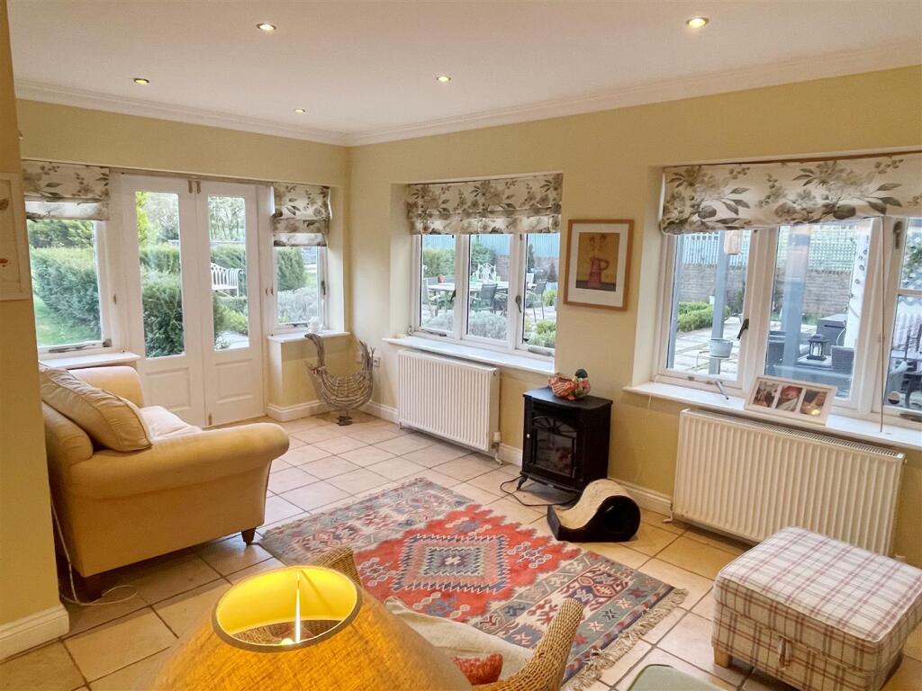 Garden Room 1.JPG