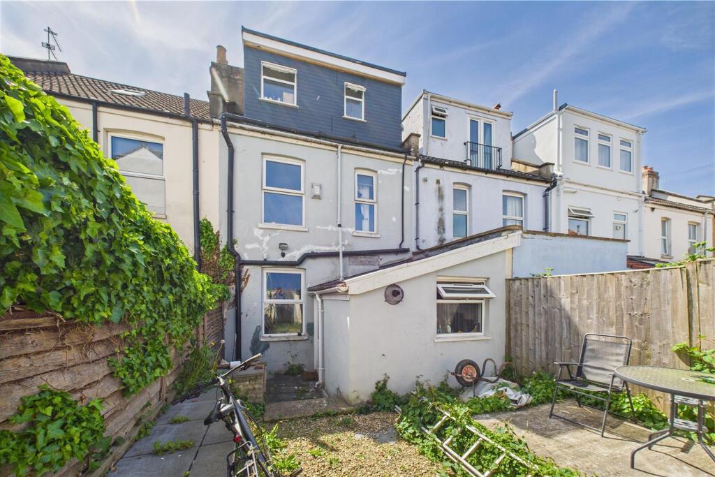 30 Westminster Road, Whitehall, Bristol BS5 9A | F