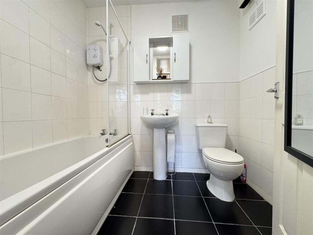 IMG_3590 (Large).JPG