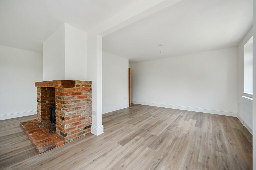 Elm Lodge - Apple...