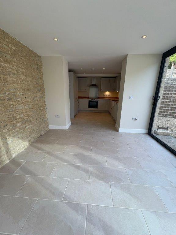 Kitchen Breakfast Room 2.jpg