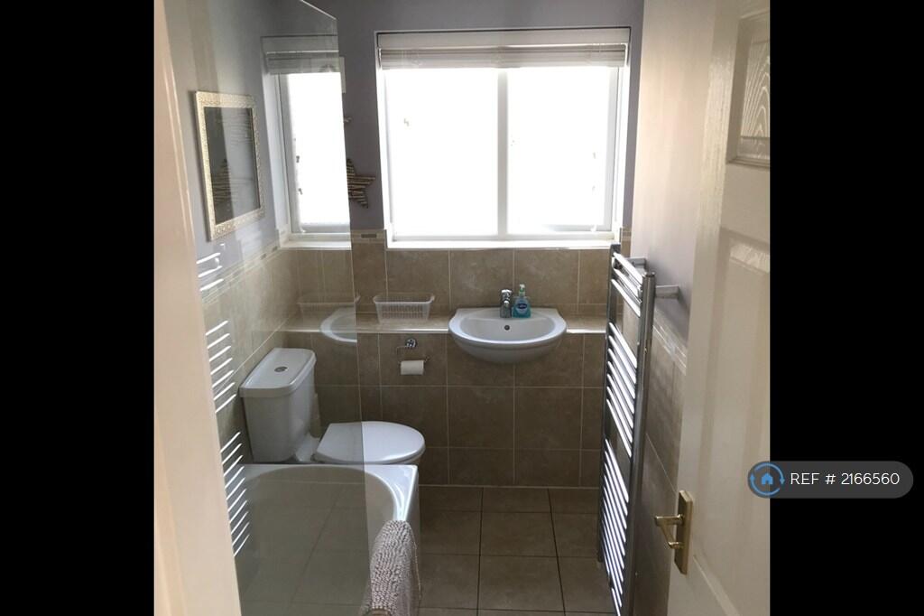 First Floor Bathroom