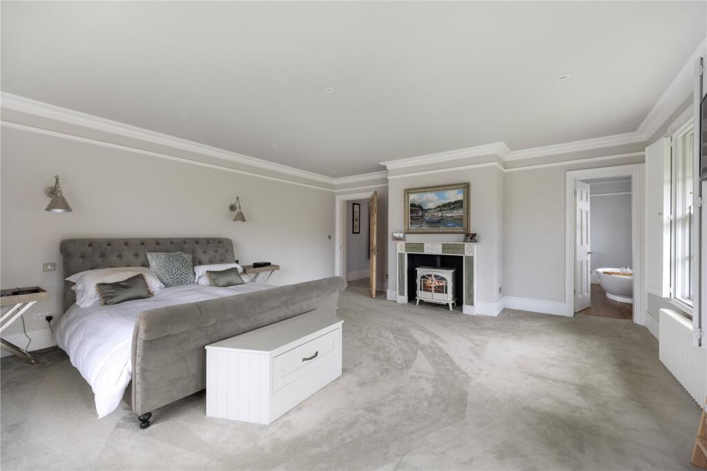 Prinicpal Bedroom