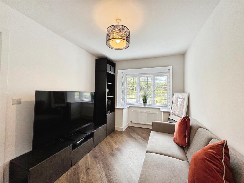 fc89ffcb--4A35-817B-5C953C7E8B2A-33767-0000183DDC5