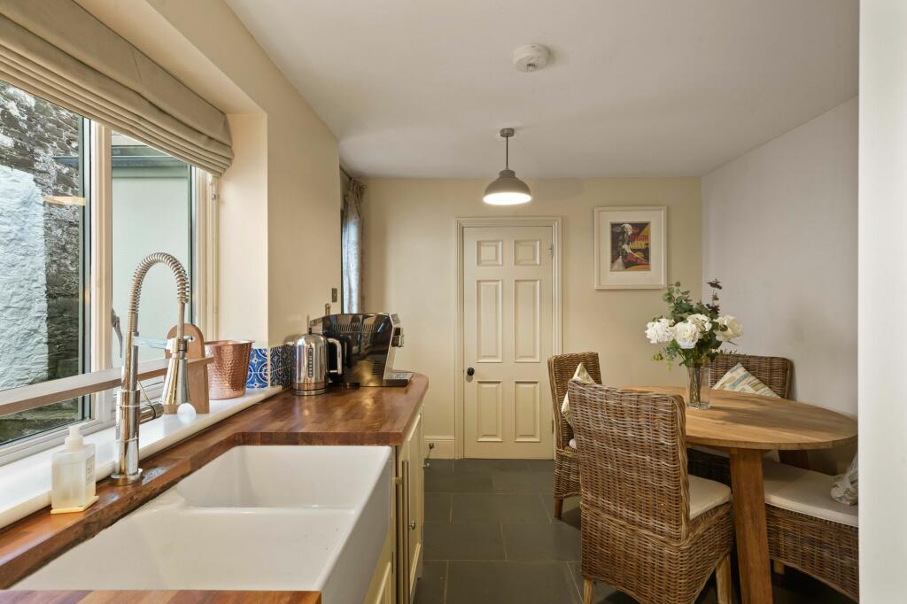 George House, Clarence St, Dartmouth_Butlers Pantry