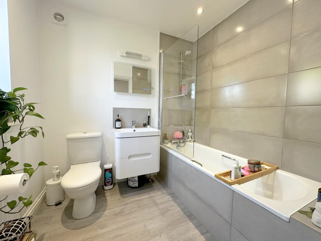 Ground Floor Bathroom