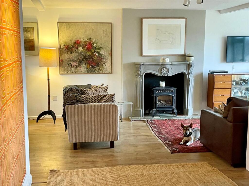 Towards Living Room.jpg