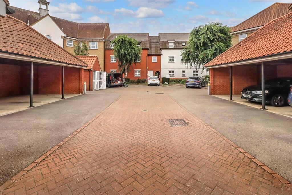 36 TALLOW GATE OUTSIDE-4.jpg