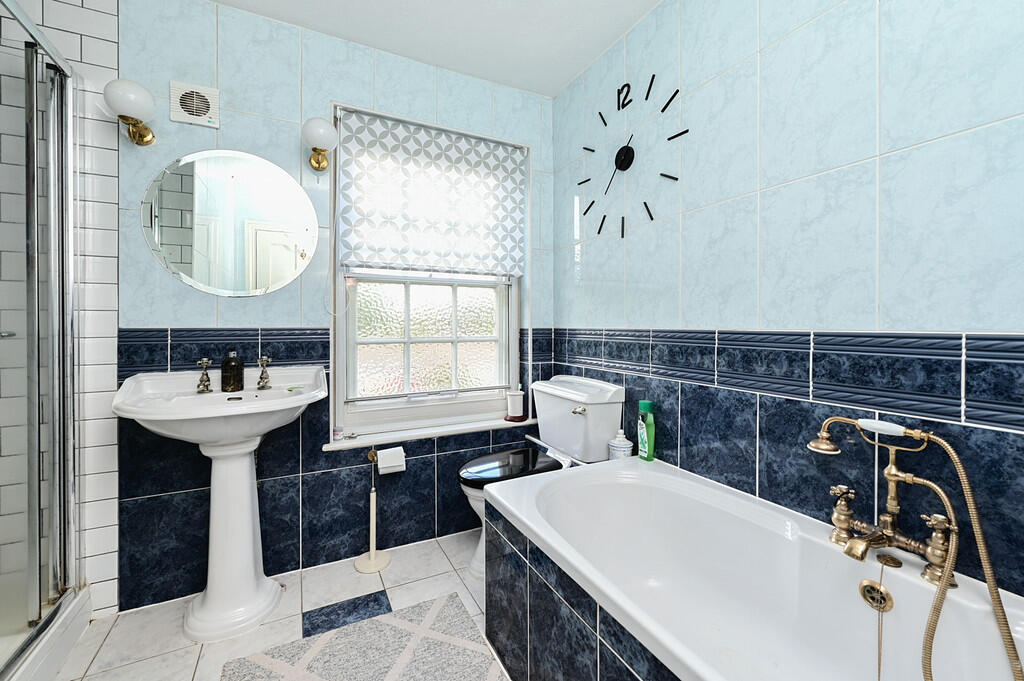 Freshwood House (...