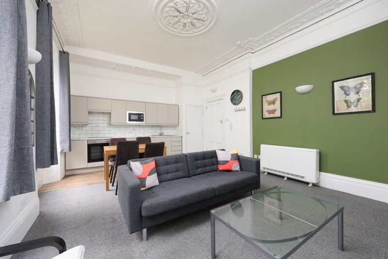 Kitchen/dining/living space