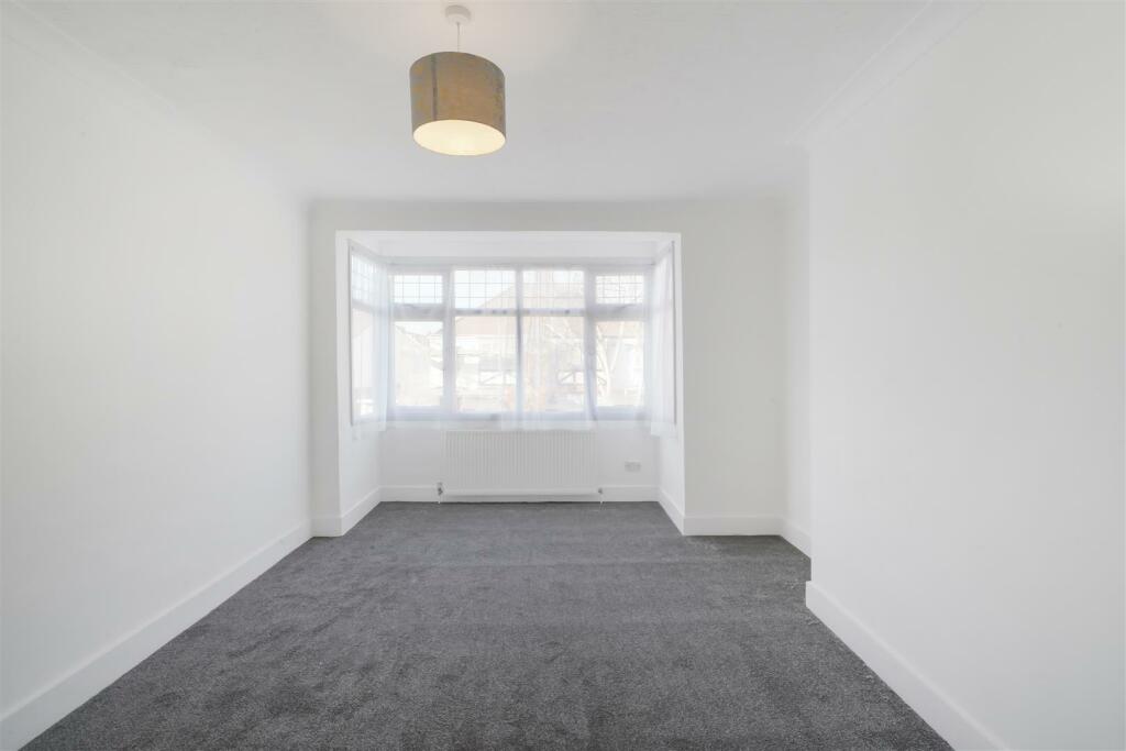 70 Oldborough Road - uTR8dnYdcNdUybMoH2R3.jpg