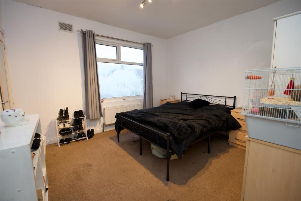 Main Bedroom