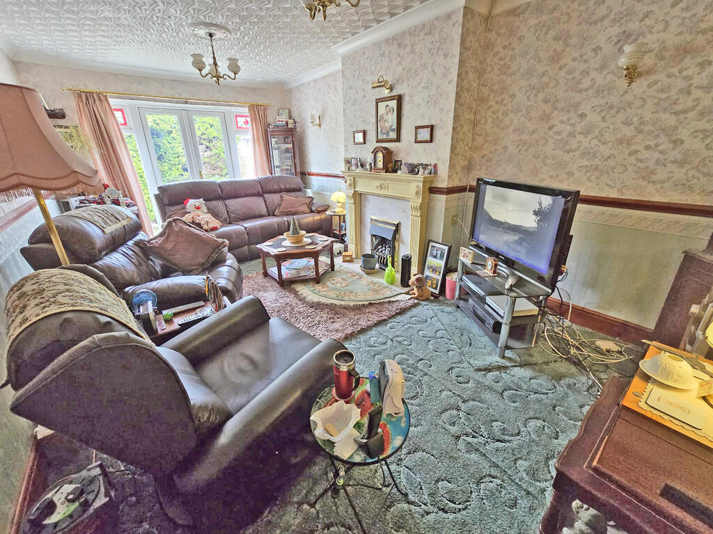 LOUNGE 2