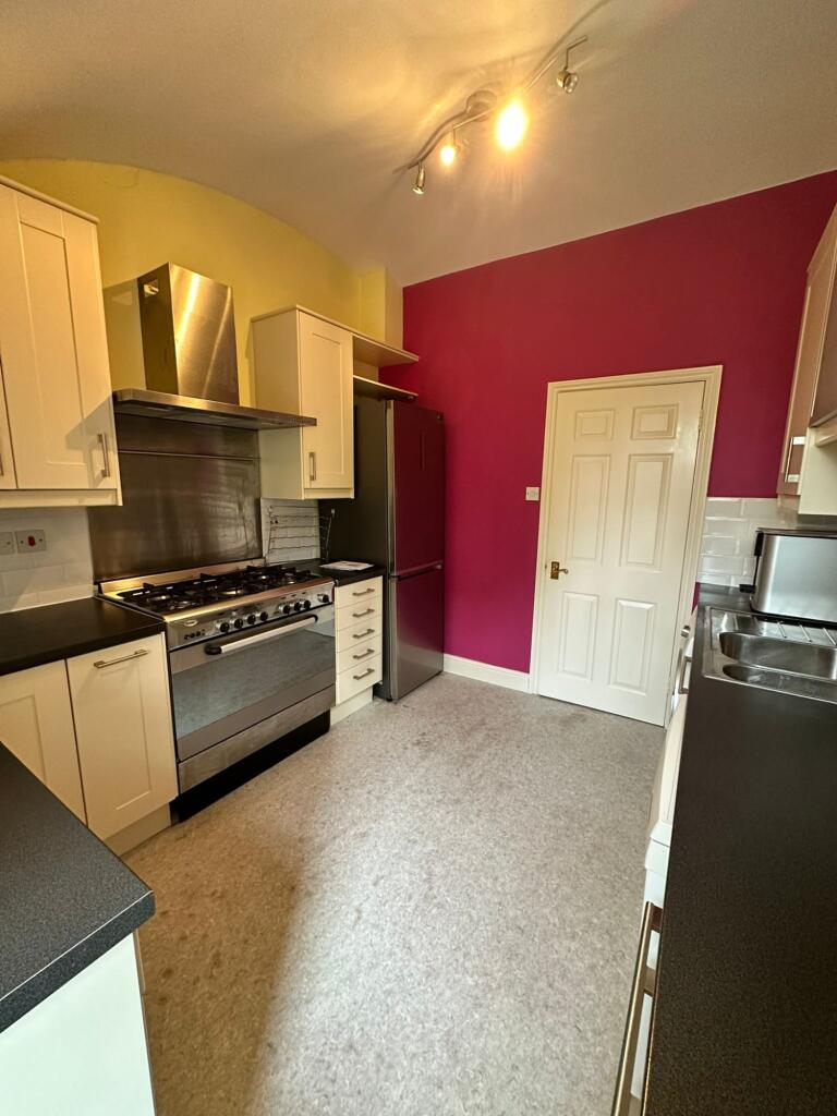 11 Duncroft Kitchen 2
