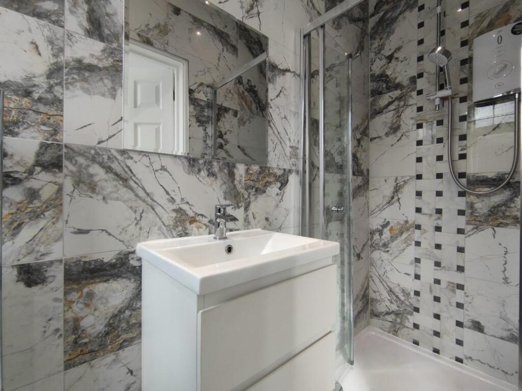 Shower Room 2