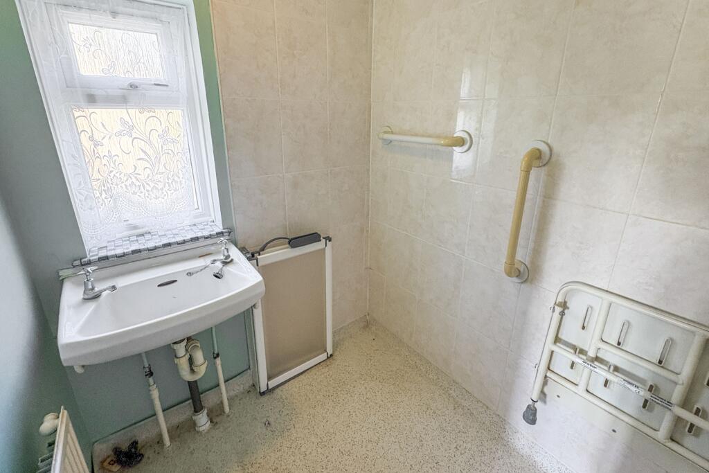 24 Brunel Way, Box, Corsham, SN13 8LR