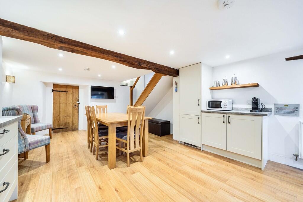 Kitchen/Dining Ro...