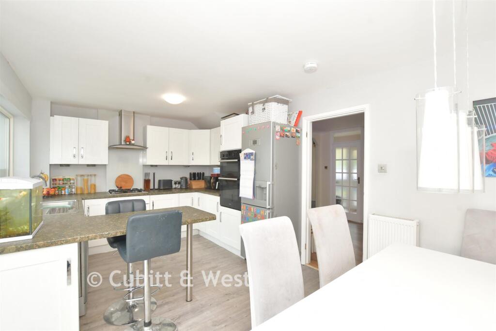 Kitchen/ Diner