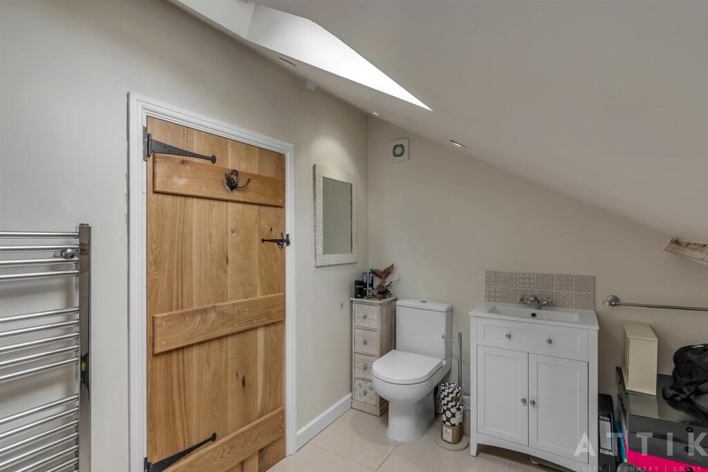24 Newmarket Road, Norwich, NR46UE (45).jpg