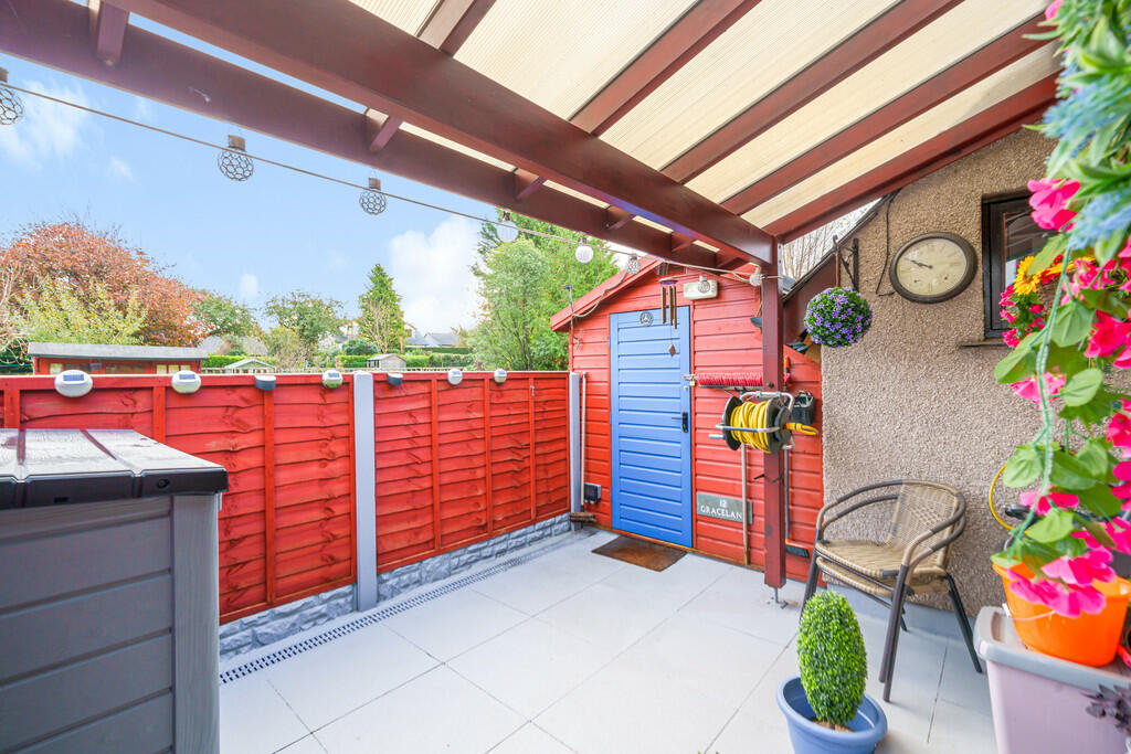 Rear Patio Garden