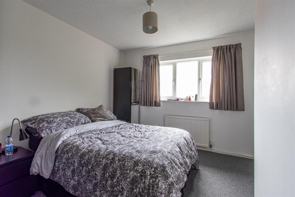 Coedriglan Drive 54-4.jpg