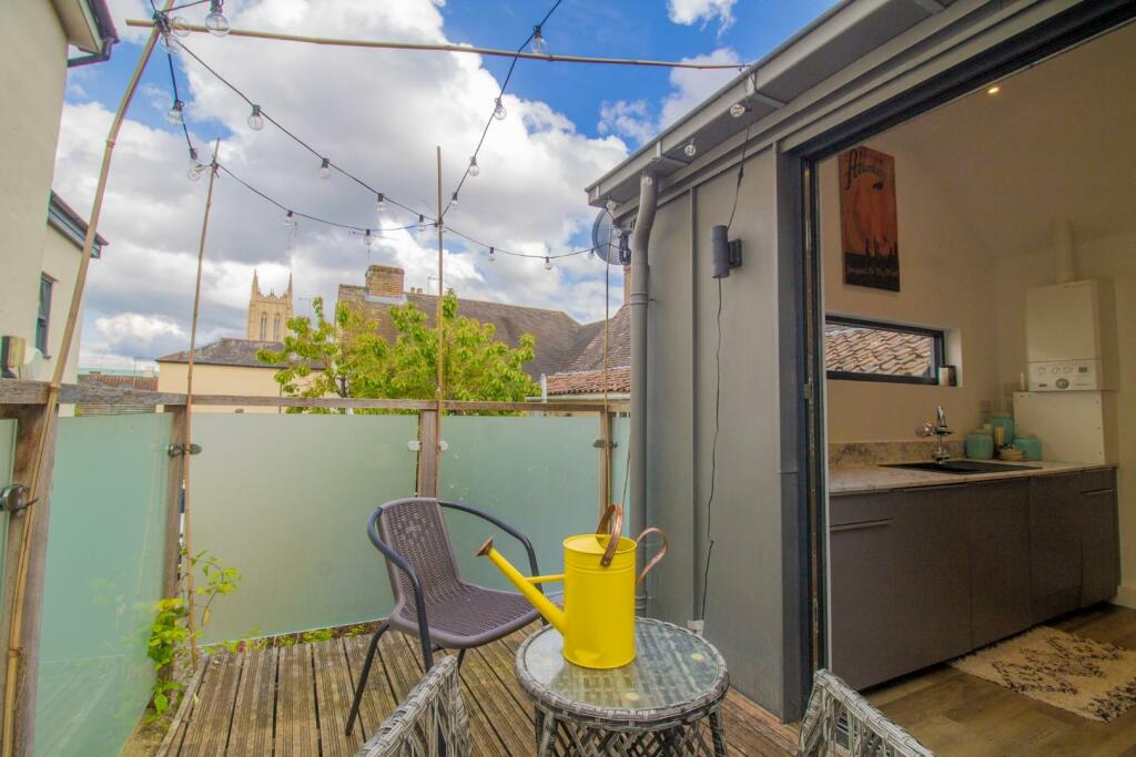 21a Churchgate Street [Rooftop Terrace 01] WHATLEY