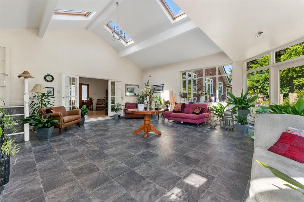 Garden Room 2