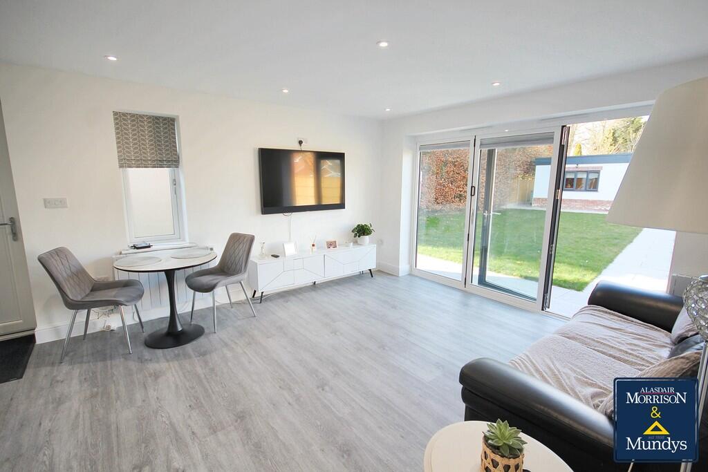 Bungalow Living R...