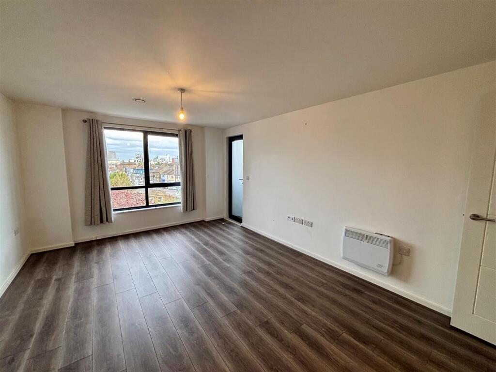 Living Room.jpg