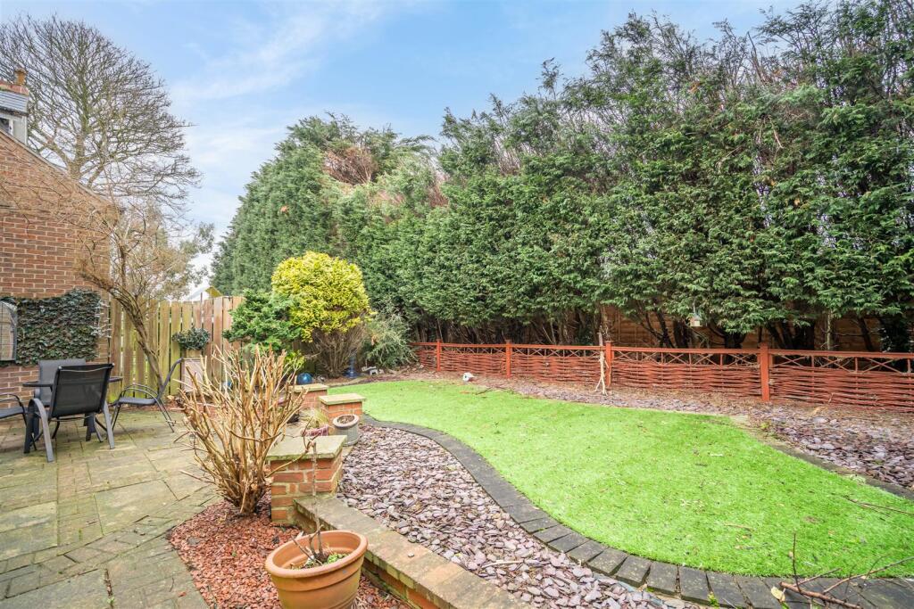 swan farm court-15.jpg