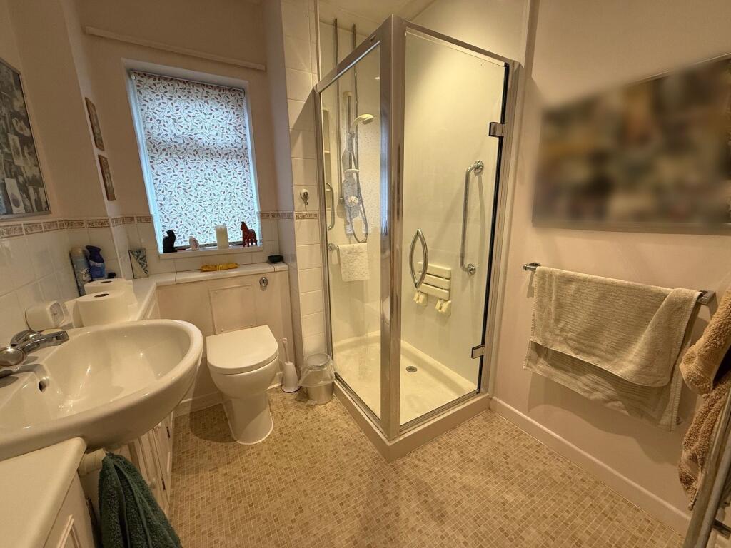 Shower Room 2
