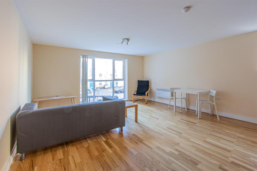 Churchill Villas 39-1.jpg